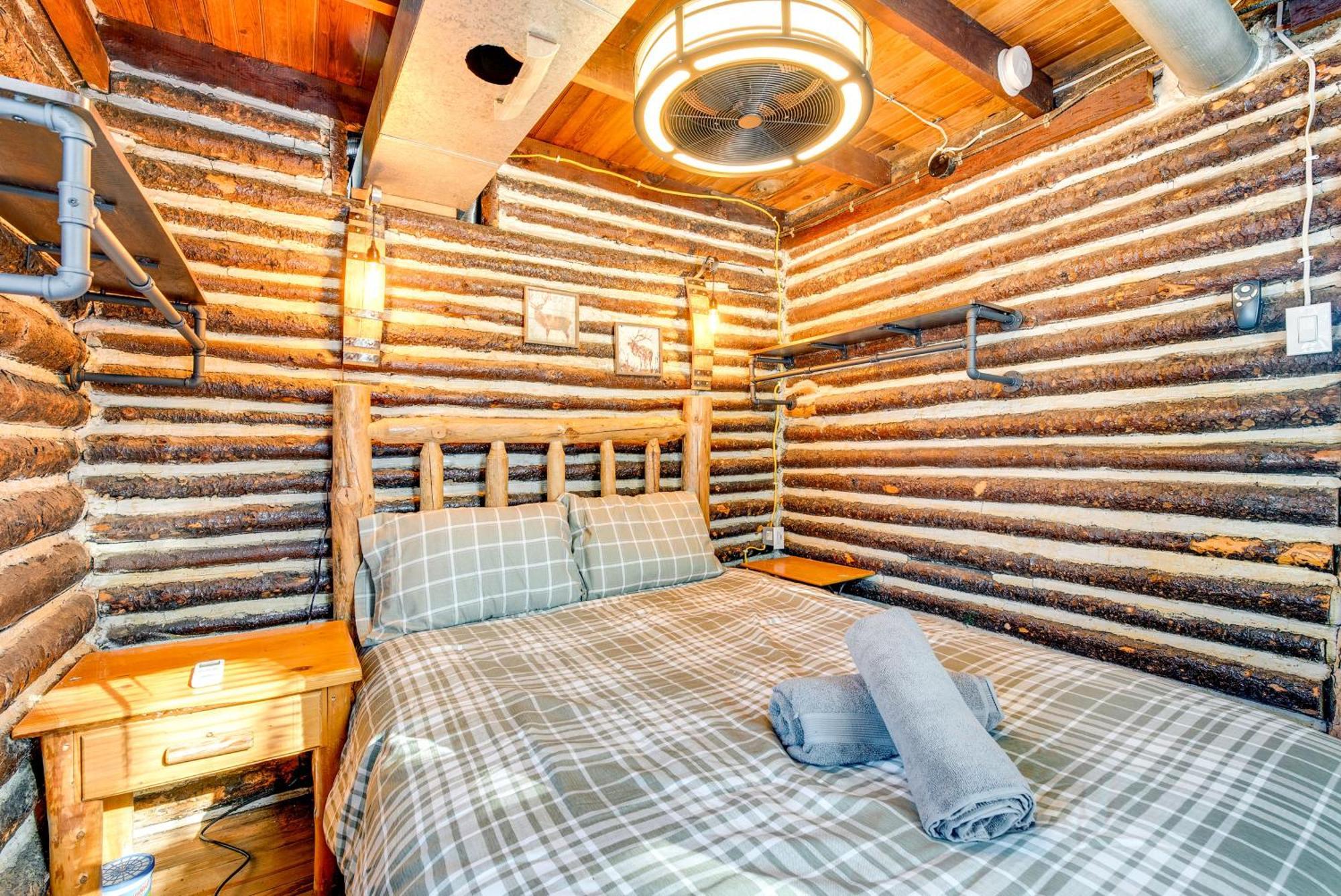 Rustic With Gas Grill Near Skiing! * Blakeslee